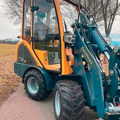 Hoflader Eurotrac W11. Sonderaktion inkl. Schaufel und Palettengabel .Finanzierungsangebot hier!! ab 295 € Monatlich.