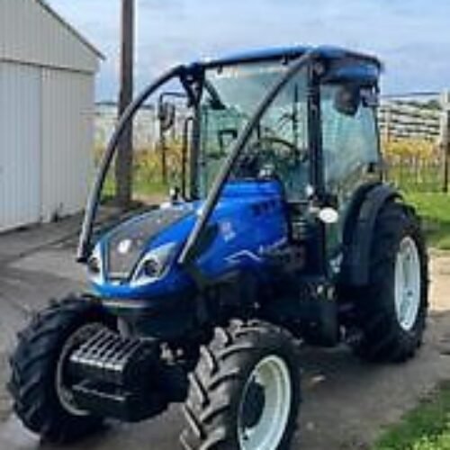 New Holland T4-100F